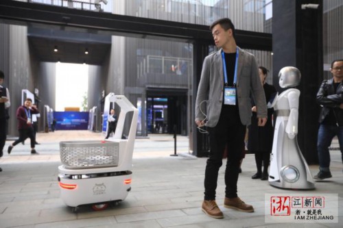 互聯(lián)網新聞機器人(互聯(lián)網新聞機器人是什么)