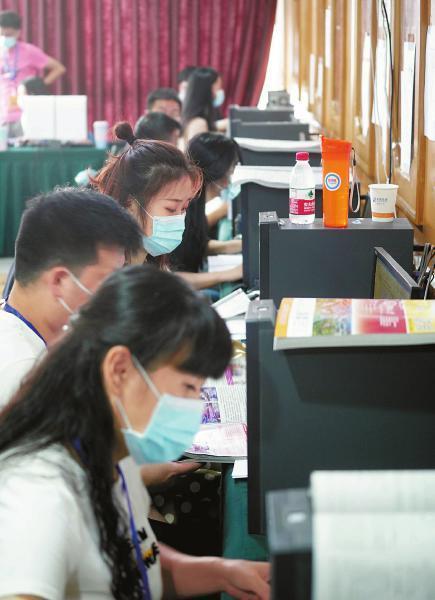 互聯(lián)網(wǎng)高考新聞(關(guān)于今年高考新聞)