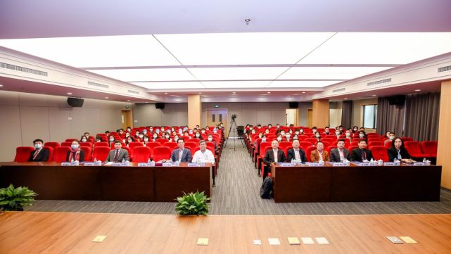 互聯(lián)網(wǎng)推進(jìn)會新聞稿(互聯(lián)網(wǎng)+大賽獲獎(jiǎng)新聞稿)