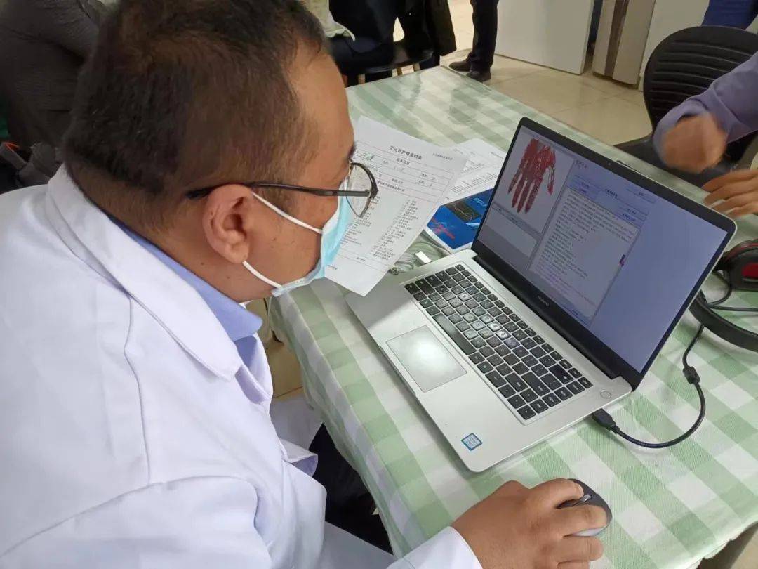落實(shí)互聯(lián)網(wǎng)醫(yī)療講座新聞(落實(shí)互聯(lián)網(wǎng)醫(yī)療講座新聞稿)